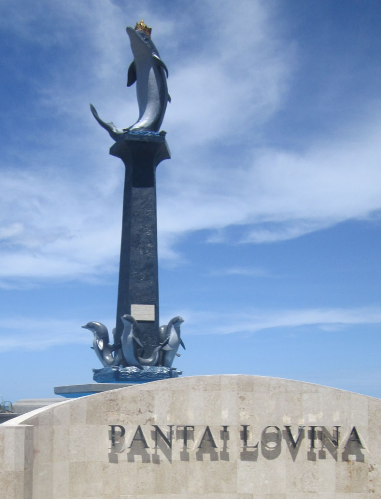 dolphin statue lovina