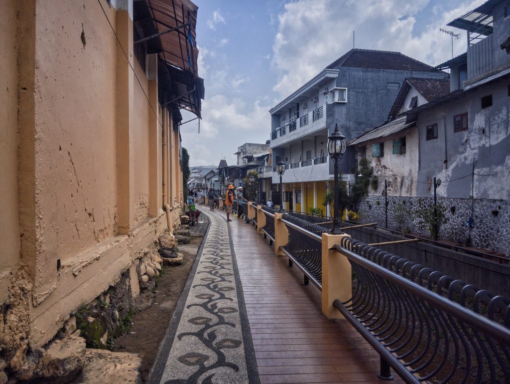 kajoetangan from wooden walkway along the stream