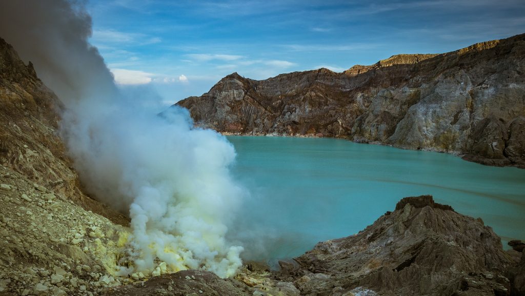 mount ijen